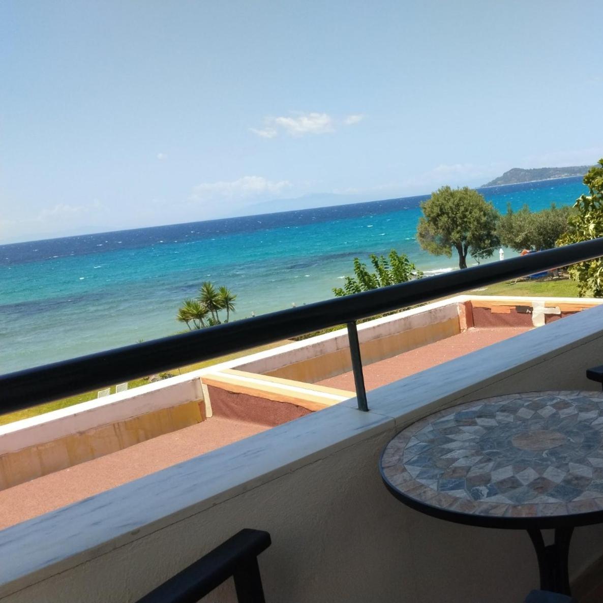 Villa 3Ω Nea Skioni Ngoại thất bức ảnh